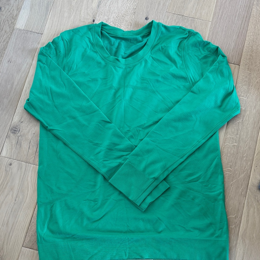 Lululemon swiftly top size 8